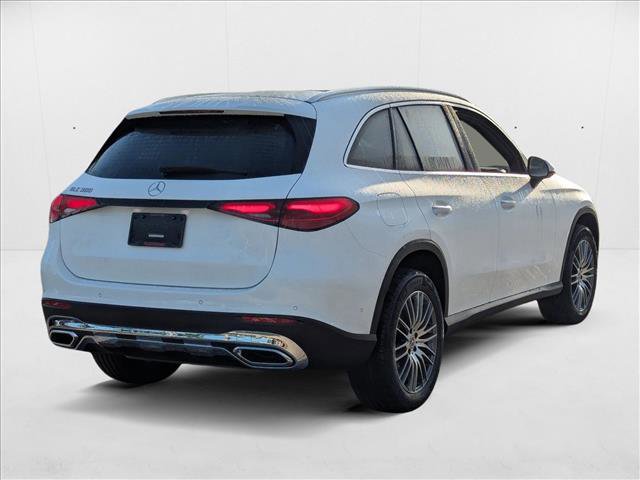 New 2026 Mercedes-Benz GLC 300 image 2