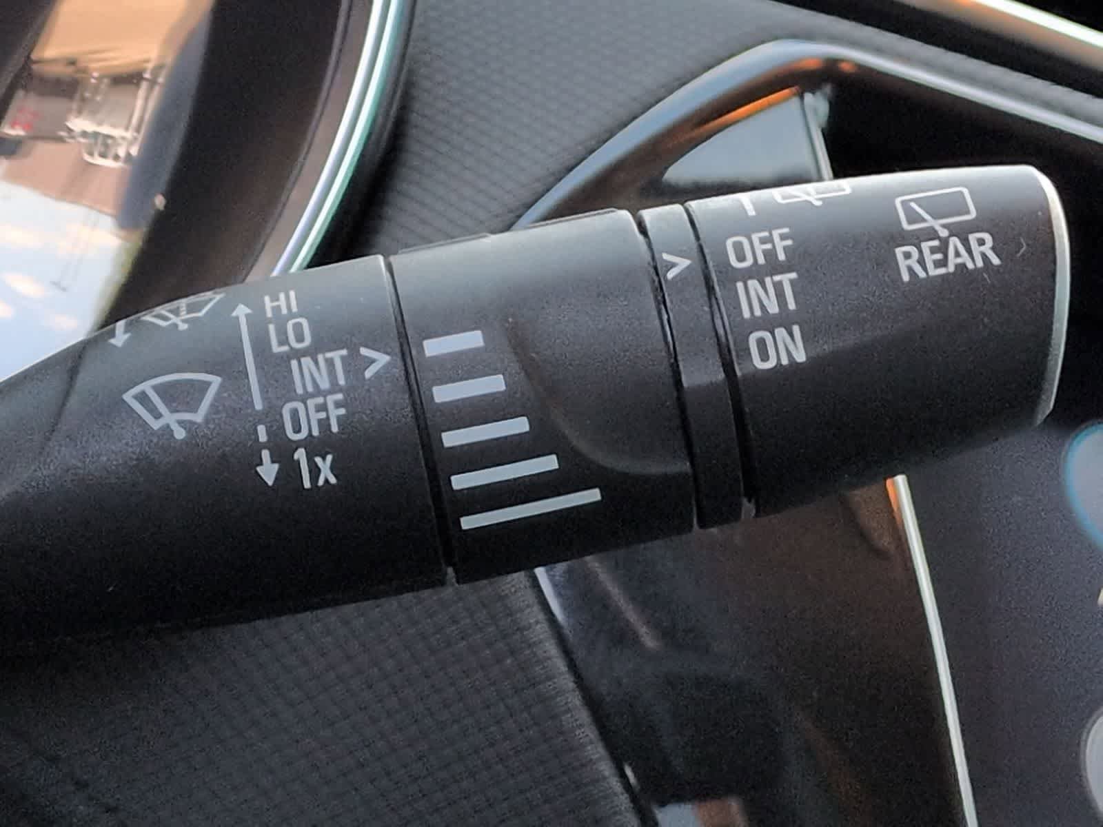 Used 2021 Chevrolet TrailBlazer LT w/ Convenience Package FWD image 25