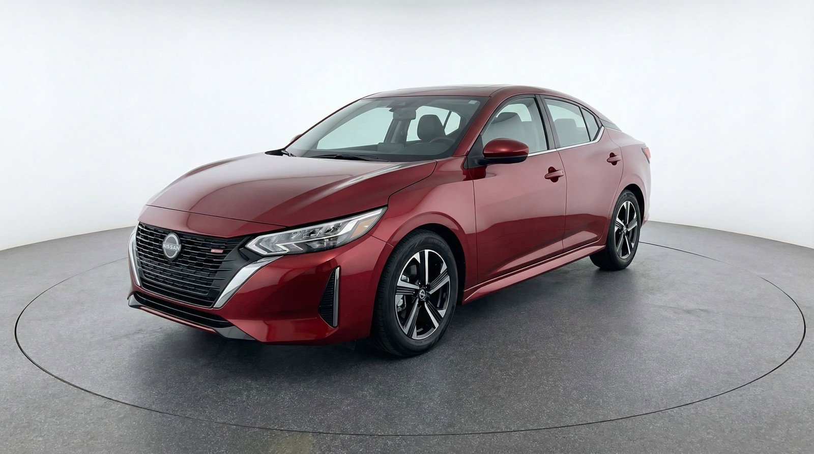 Used 2025 Nissan Sentra SV image 3