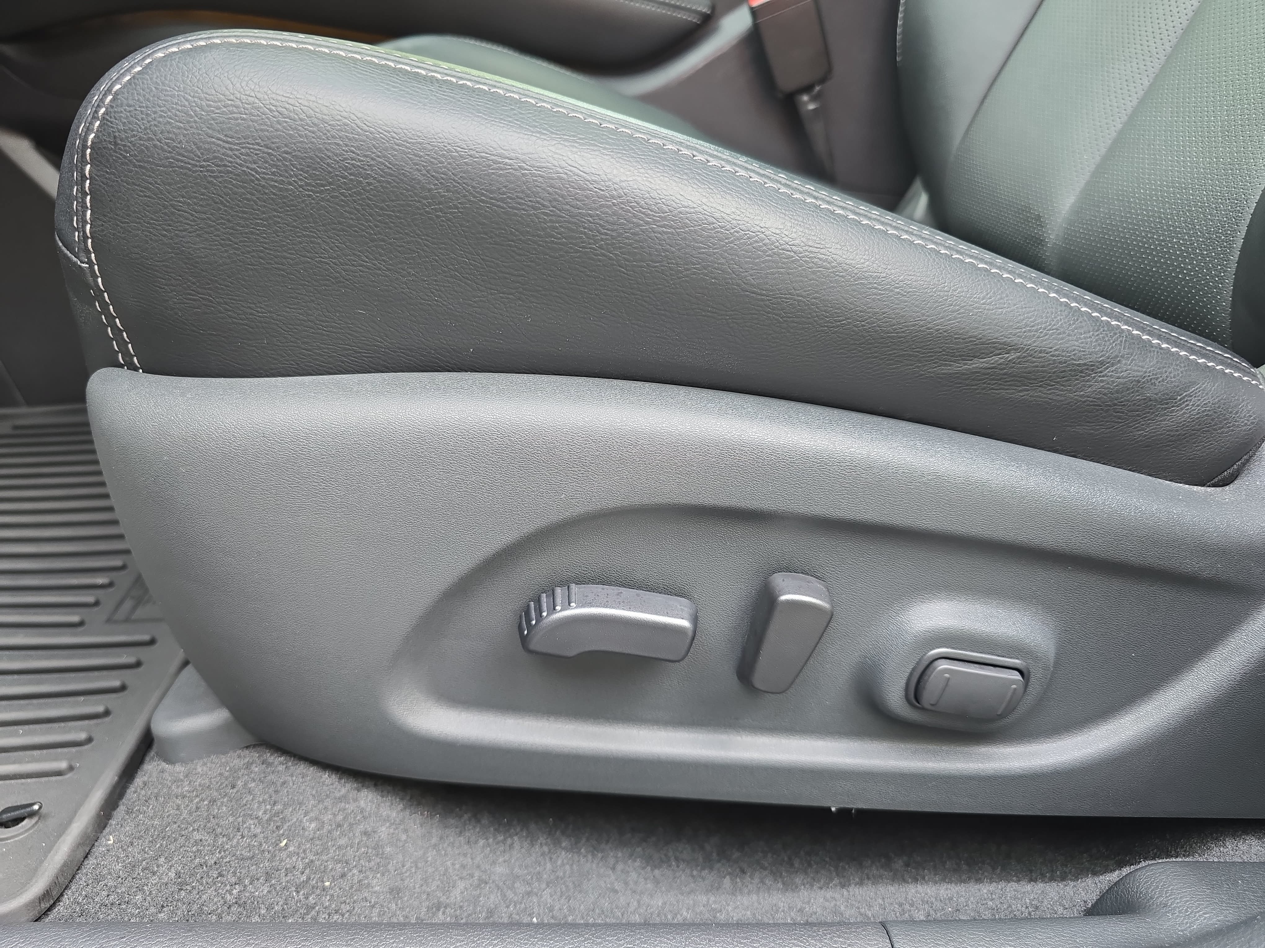 Certified 2024 Nissan Murano SL FWD image 29