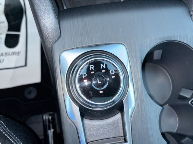 New 2026 Ford Escape SE w/ PHEV Premium Package FWD image 38