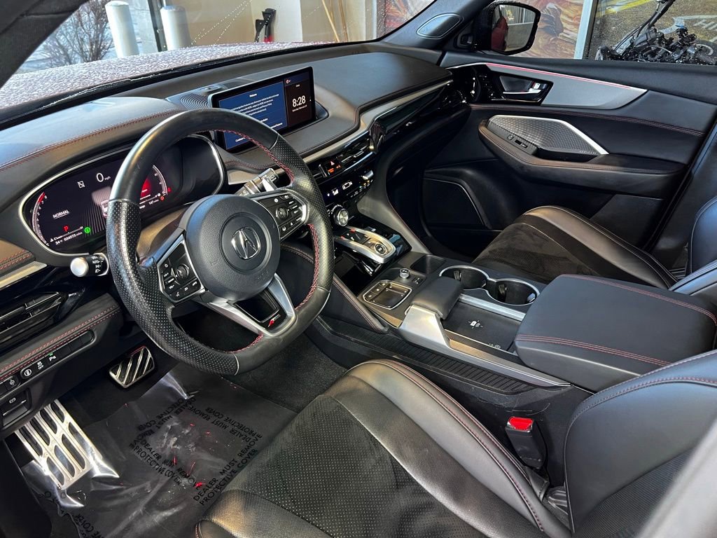 Used 2023 Acura MDX A-Spec image 18