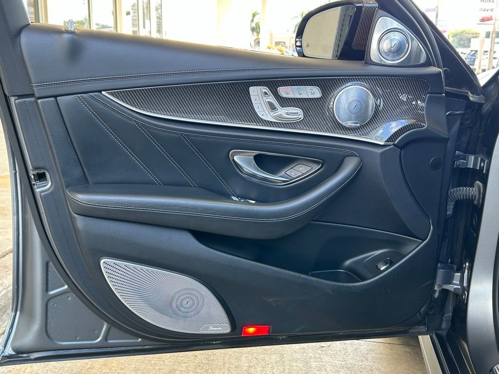 Used 2019 Mercedes-Benz E 63 AMG S image 28
