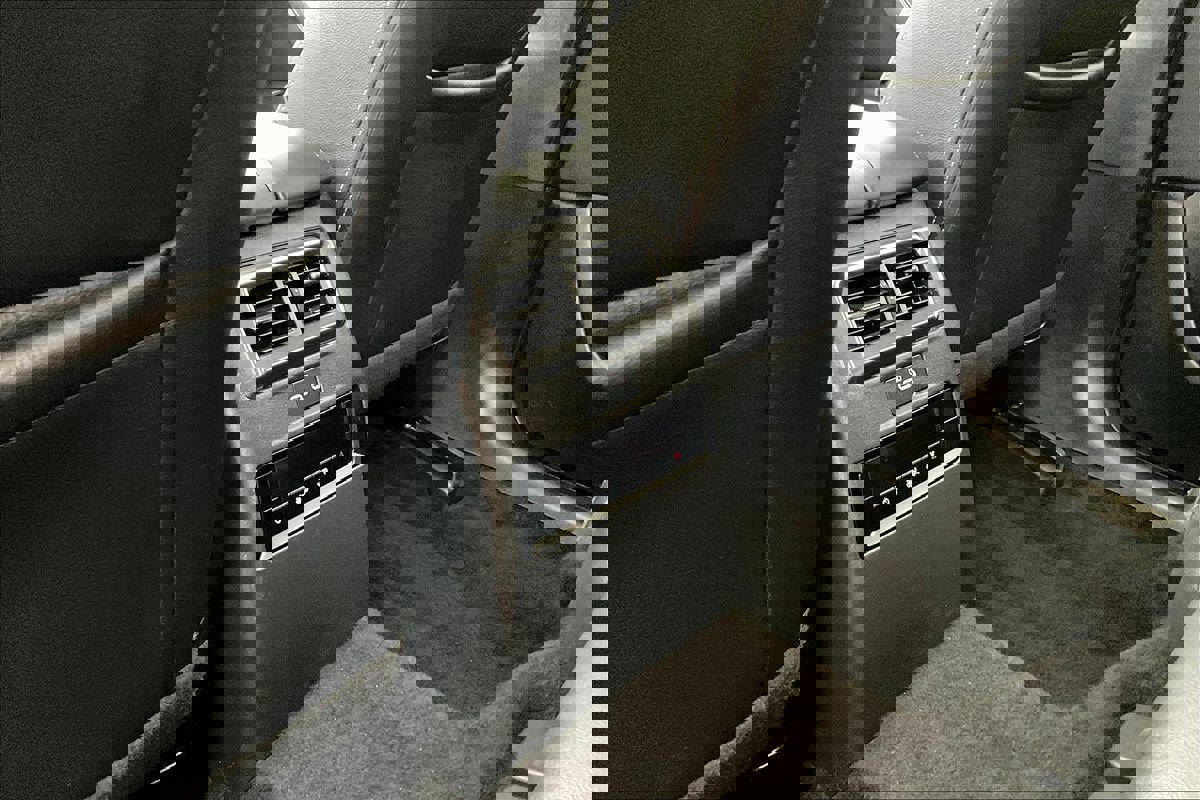 Used 2024 MAZDA CX-90 3.3 Turbo w/ Preferred Plus image 32