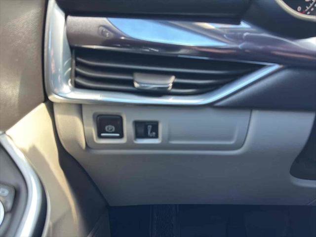 Used 2021 Cadillac XT4 Luxury image 17