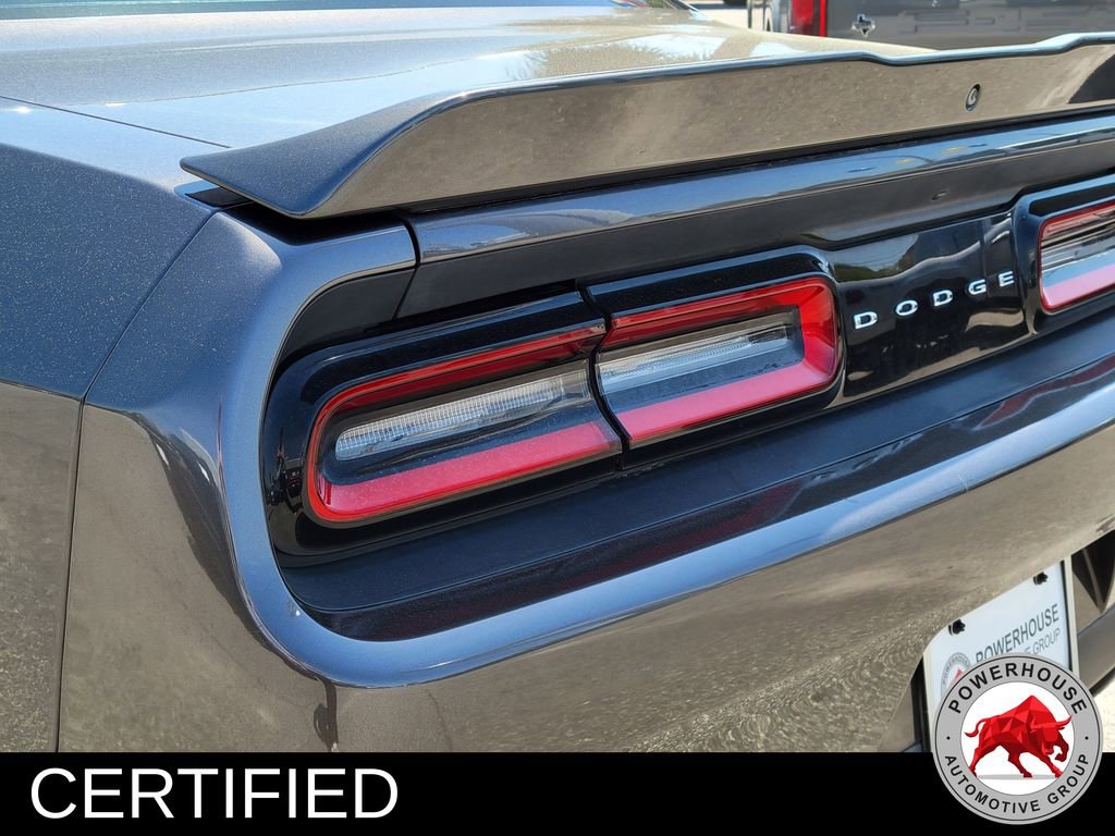 Used 2020 Dodge Challenger SXT image 12