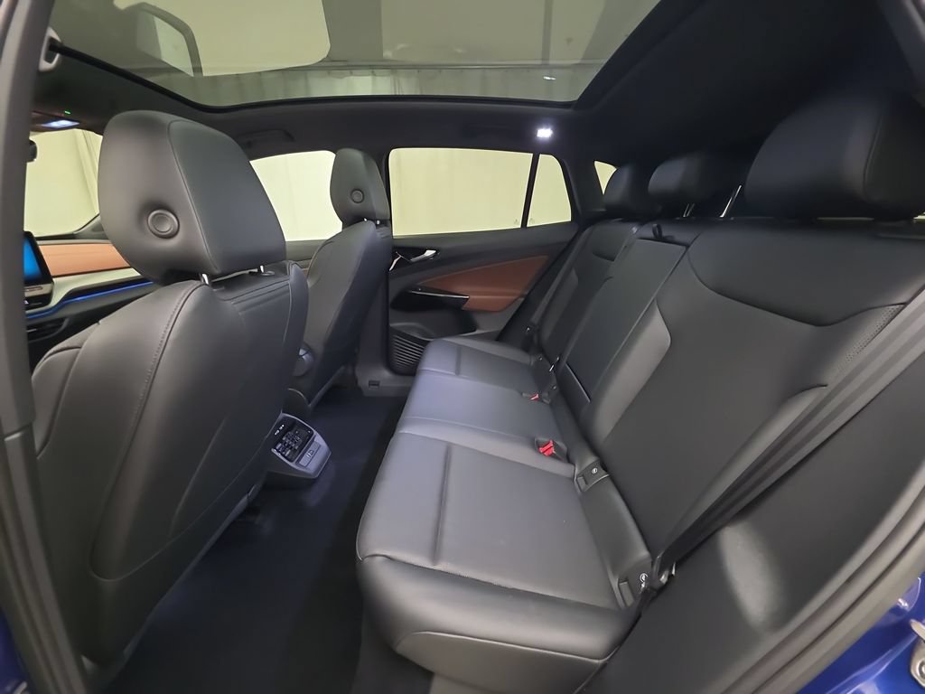 Used 2022 Volkswagen ID.4 Pro S AWD/4WD image 24