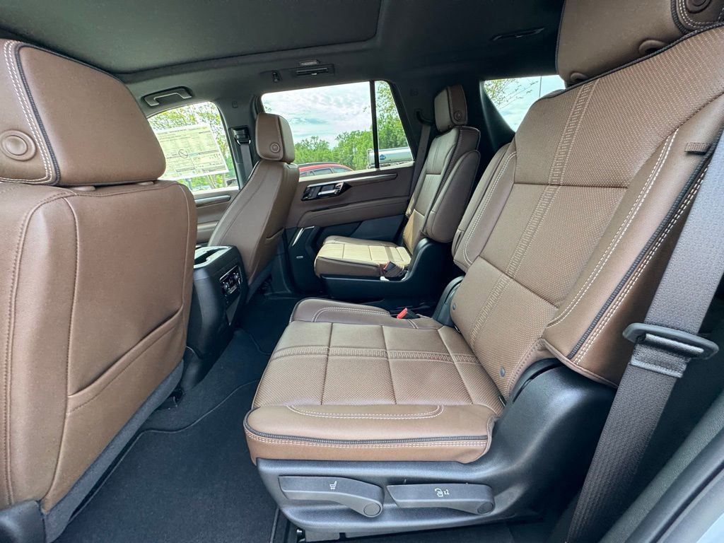 New 2026 Chevrolet Tahoe High Country RWD image 20