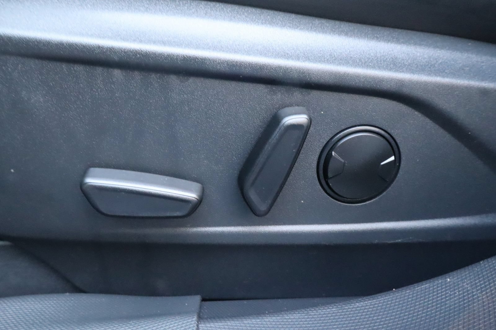 Used 2022 Ford Mustang Mach-E Premium RWD image 22