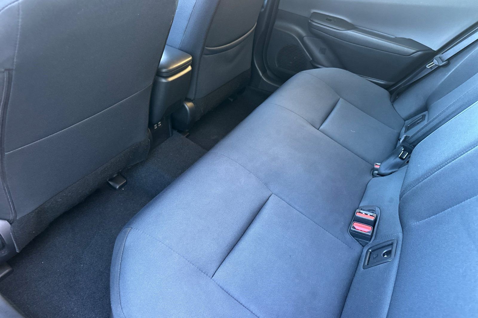 Used 2024 Toyota Prius LE image 14