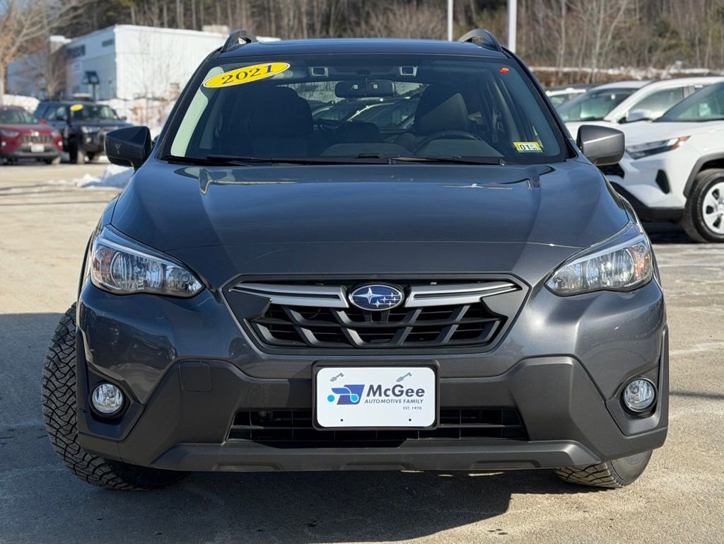 Used 2021 Subaru Crosstrek 2.0i Premium w/ Moonroof Package image 2
