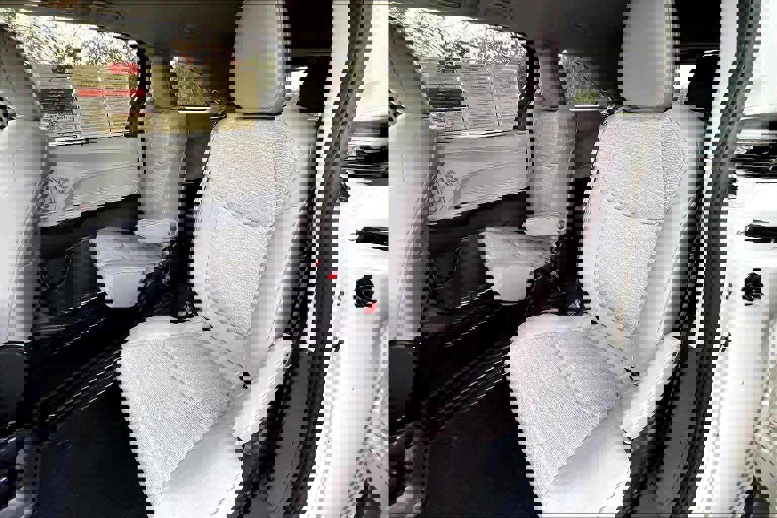 Certified 2023 Toyota Sienna LE image 20