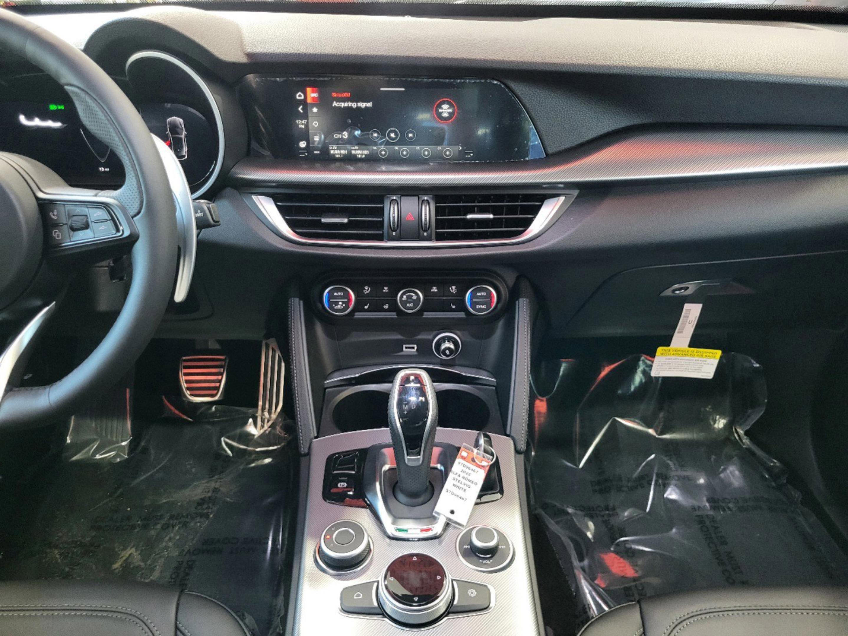 New 2025 Alfa Romeo Stelvio Sprint image 89