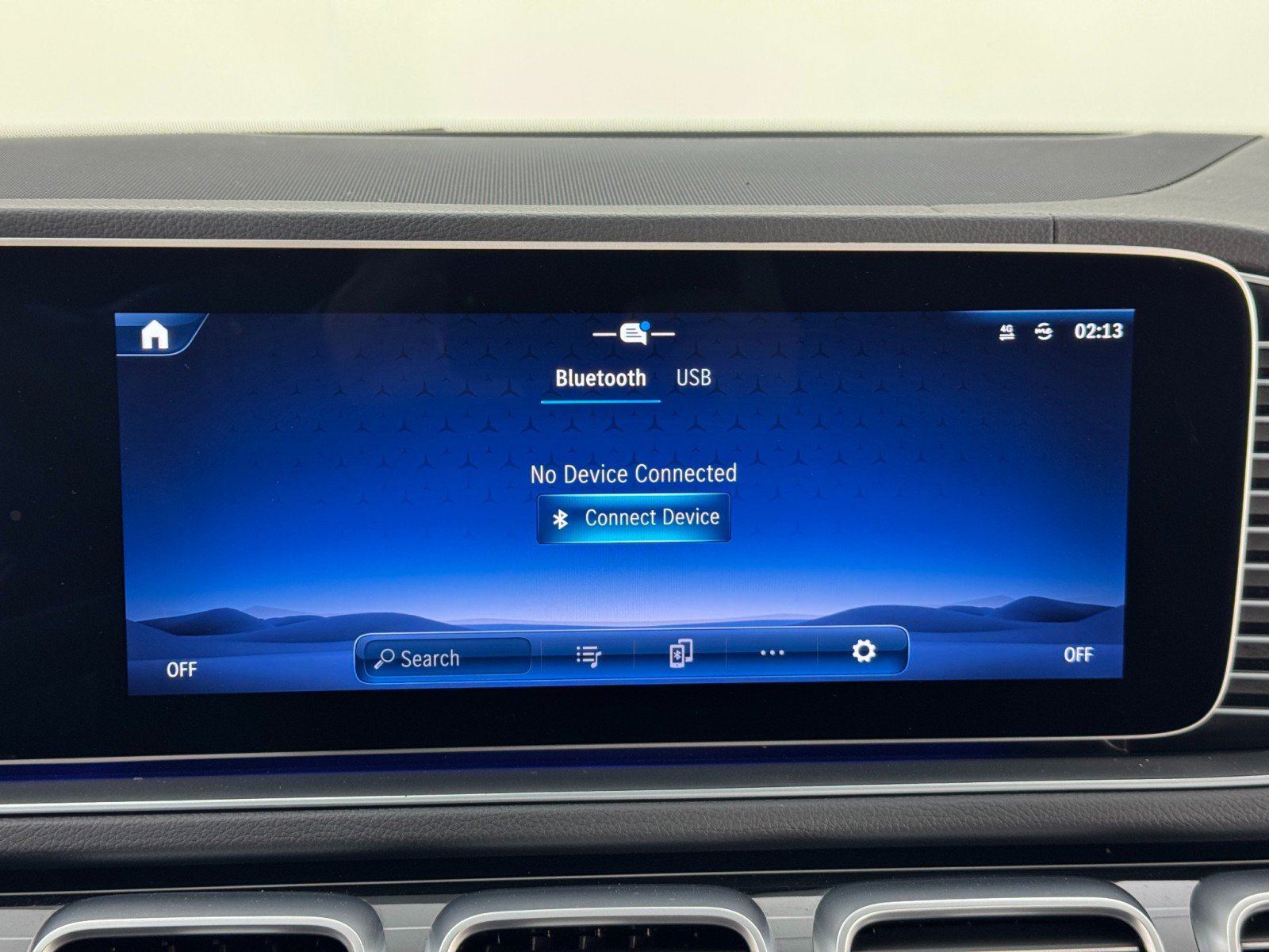 Used 2024 Mercedes-Benz GLS 580 4MATIC image 30