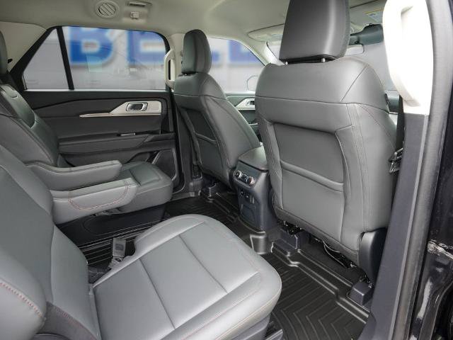 Certified 2025 Ford Explorer Active w/ Active Comfort Package AWD/4WD image 27