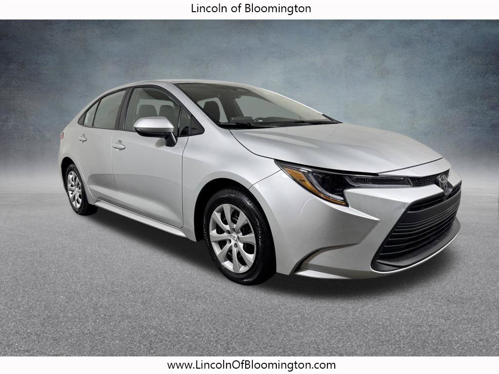 Used 2026 Toyota Corolla LE FWD image 8