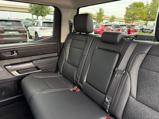 Used 2022 Toyota Tundra SR5 w/ SR5 Premium Package AWD/4WD image 32