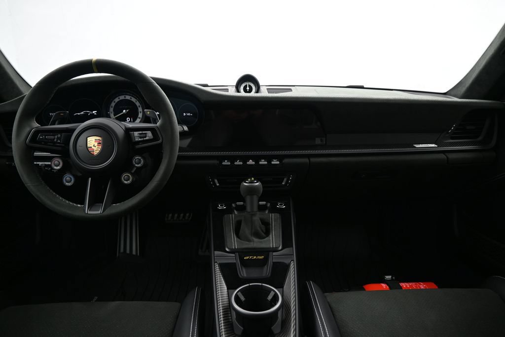 Certified 2025 Porsche 911 GT3 RS RWD image 7