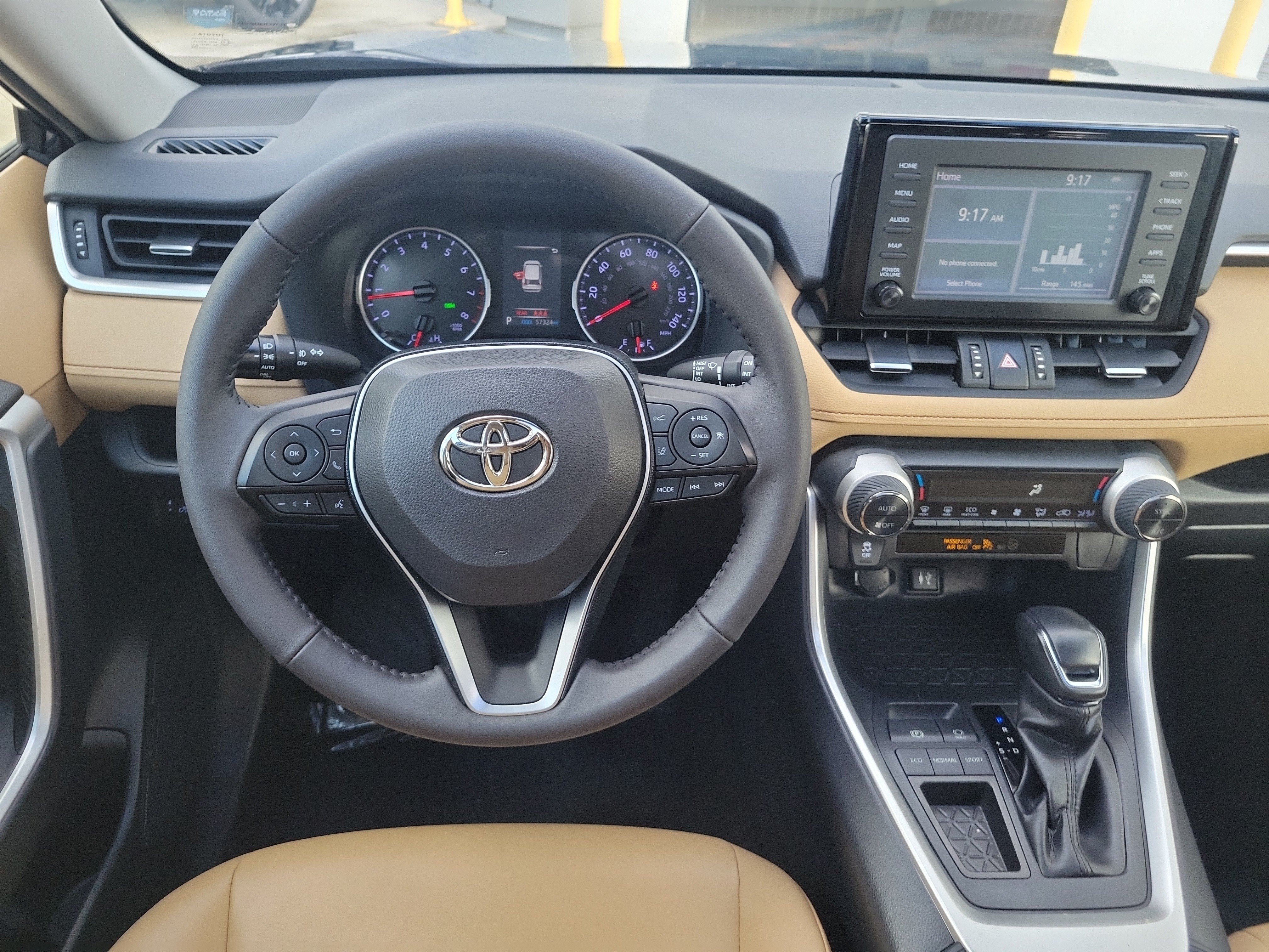 Used 2019 Toyota RAV4 XLE Premium FWD image 18