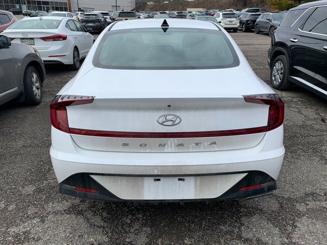 Used 2022 Hyundai Sonata SEL image 3
