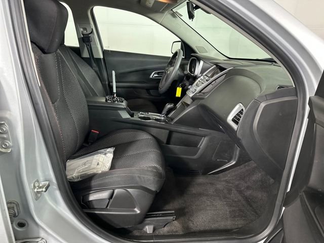 Used 2016 Chevrolet Equinox LS image 35