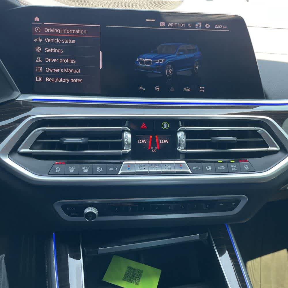 Used 2021 BMW X5 xDrive40i w/ M Sport Package AWD/4WD image 14