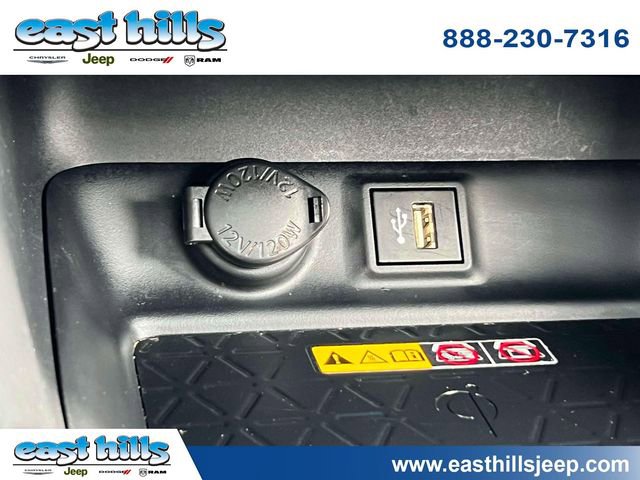 Used 2024 Toyota RAV4 XSE w/ Premium Package image 34