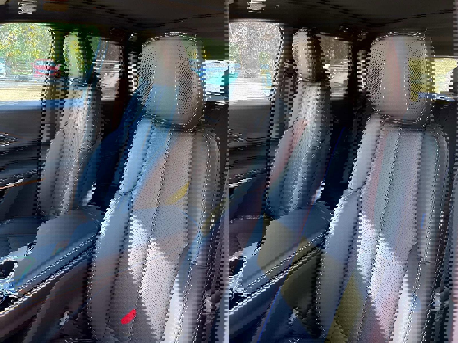 New 2026 Cadillac Lyriq V w/ Exterior Carbon Fiber Package image 16