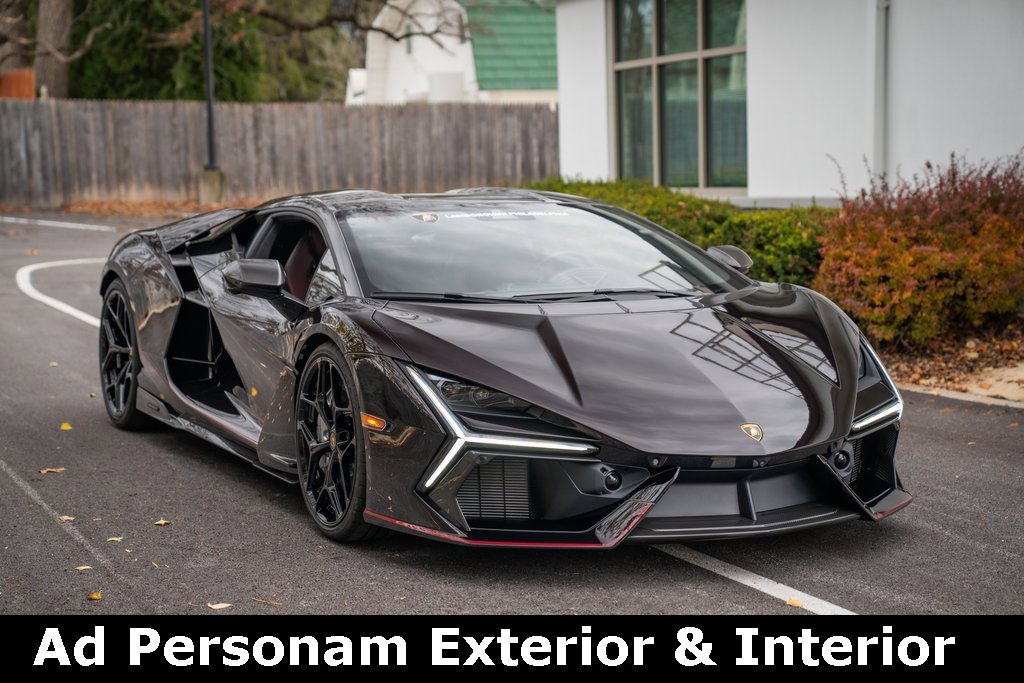 Used 2025 Lamborghini Revuelto Base image 1