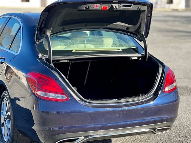 Used 2018 Mercedes-Benz C 300 4MATIC Sedan image 44