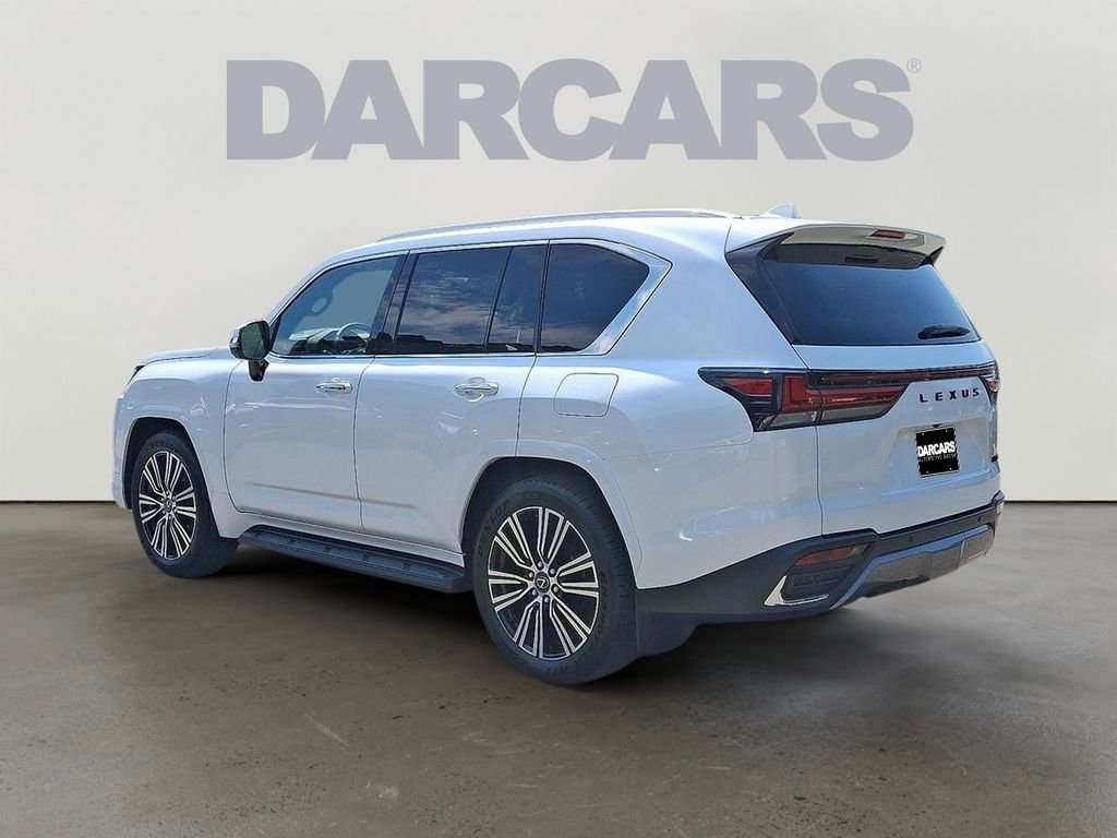 New 2025 Lexus LX 600 4WD w/ Luxury Package image 3