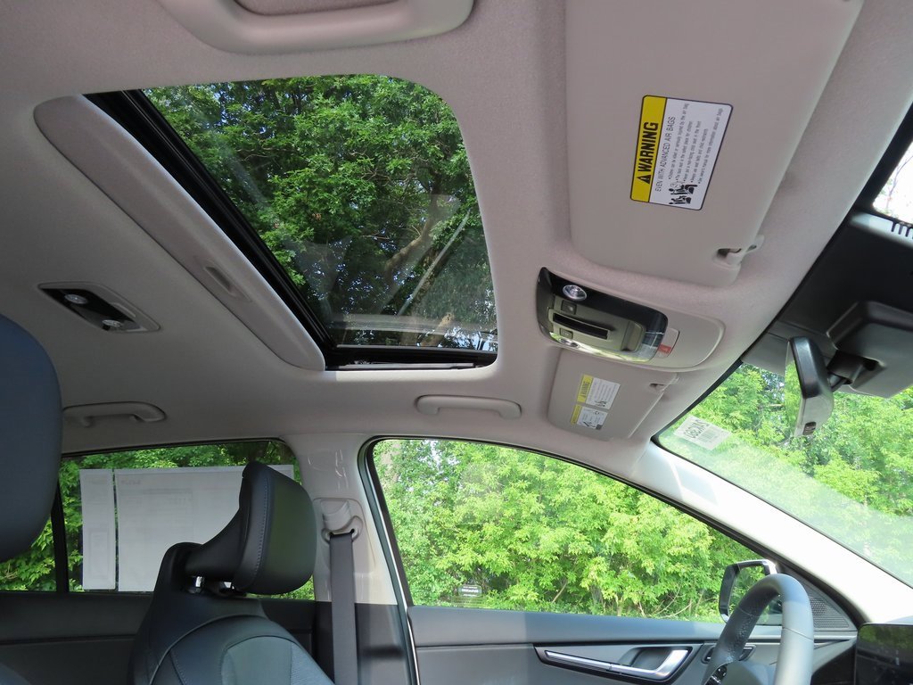 New 2024 Kia Niro Wave image 7