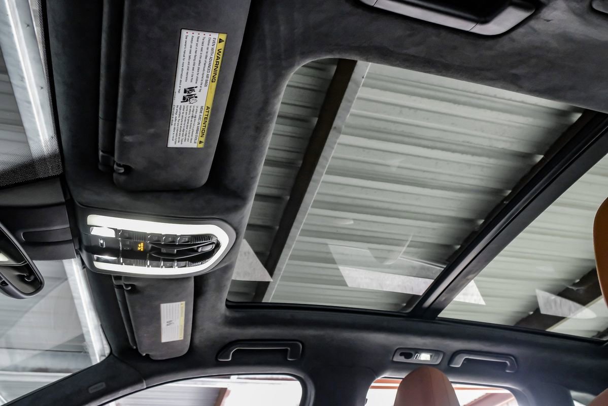 Used 2018 Porsche Cayenne Turbo image 21