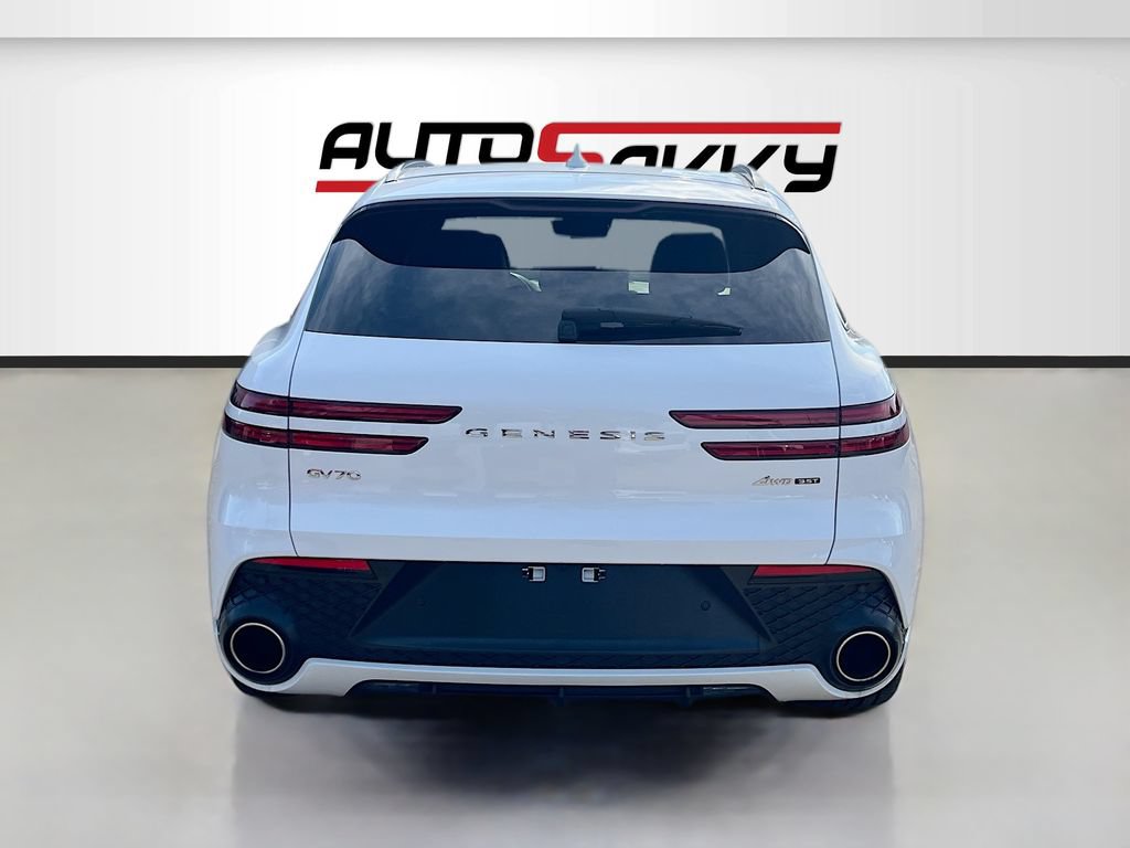 Used 2024 Genesis GV70 3.5T Sport w/ Sport Advanced Package AWD/4WD image 6