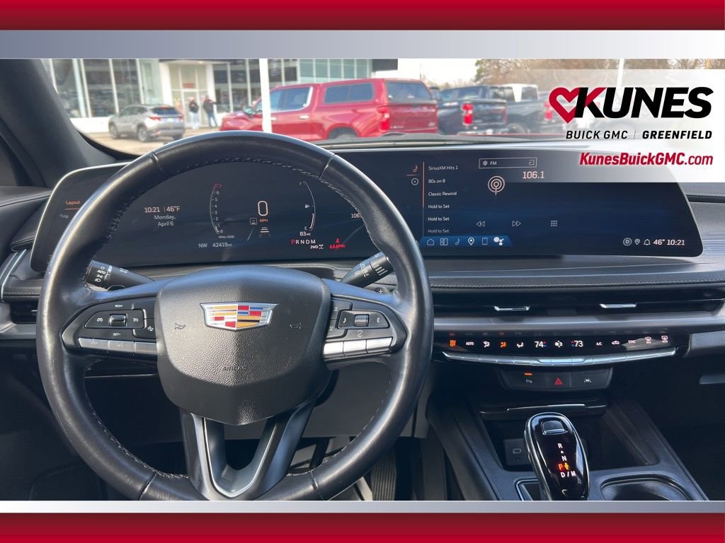 Used 2024 Cadillac XT4 Premium Luxury image 20