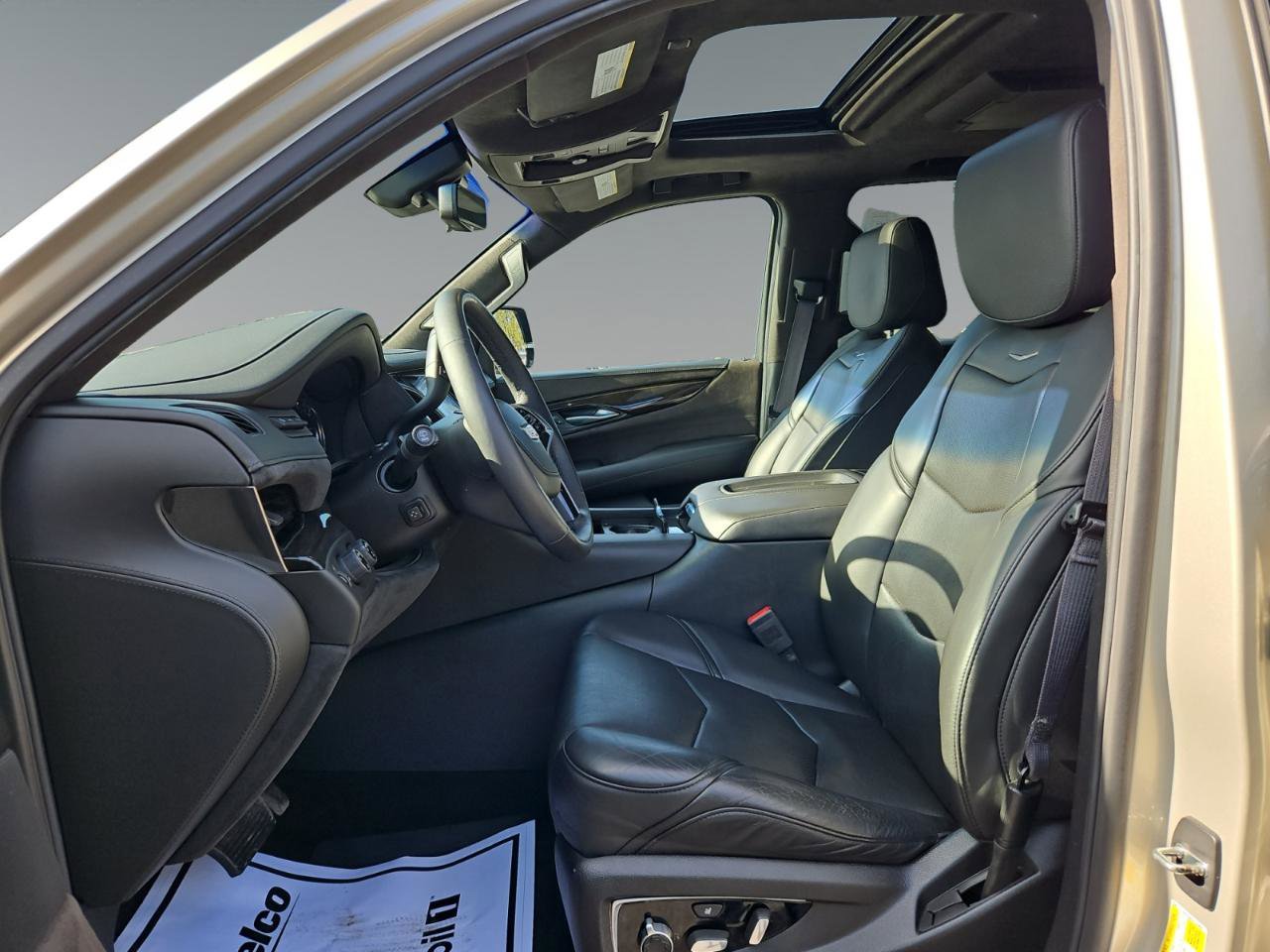 Used 2017 Cadillac Escalade ESV Platinum image 9