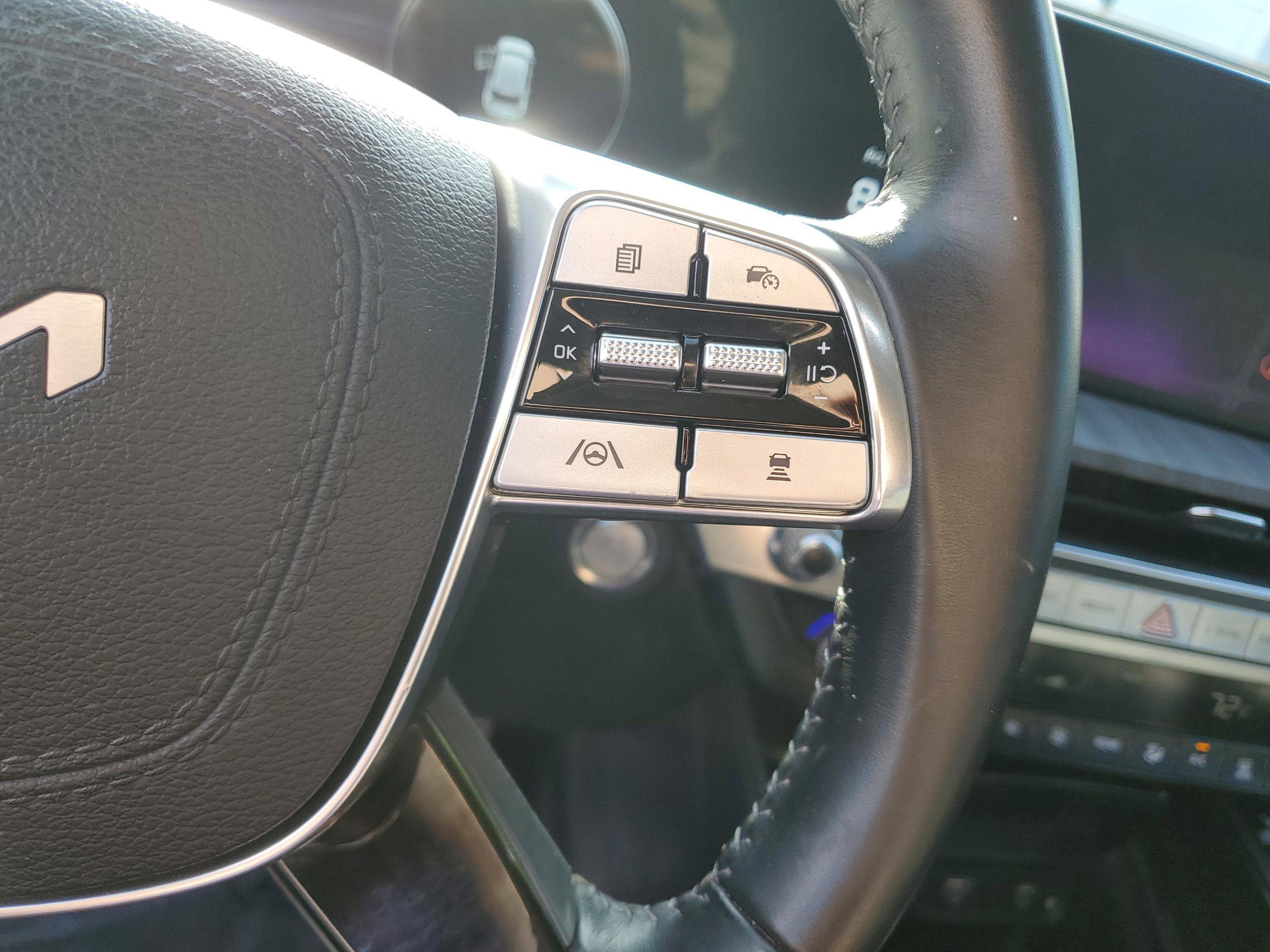 Certified 2023 Kia Telluride SX FWD image 26