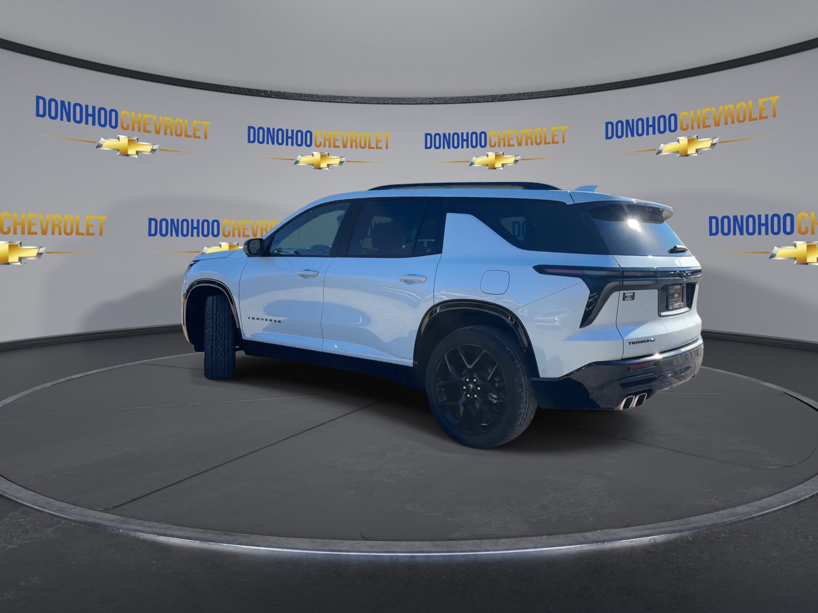 New 2026 Chevrolet Traverse RS image 9