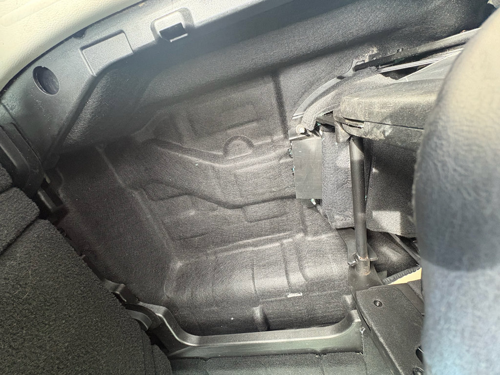 Used 2024 Chrysler Pacifica Touring-L image 32