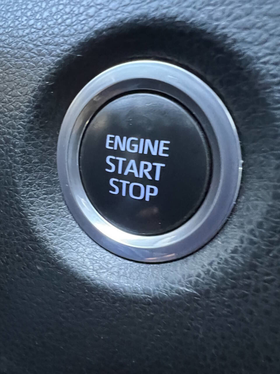 Used 2020 Toyota Corolla XSE image 12