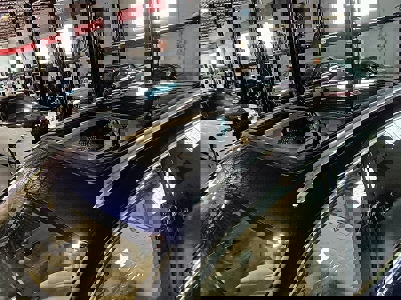 Used 2017 Bentley Bentayga image 42