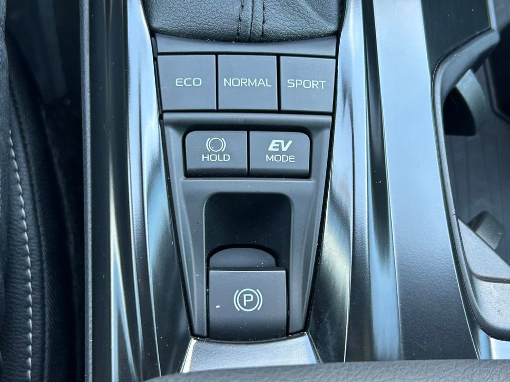 Used 2026 Toyota Camry SE w/ Multimedia Upgrade Package FWD image 28