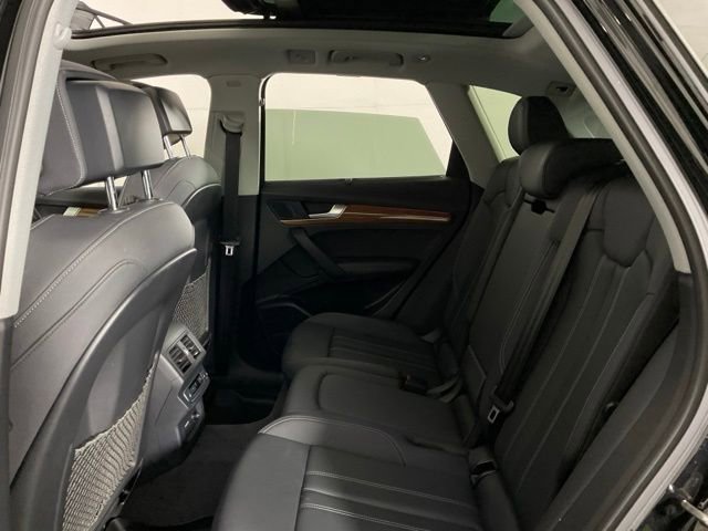 Used 2021 Audi Q5 Prestige w/ Prestige Package AWD/4WD image 34