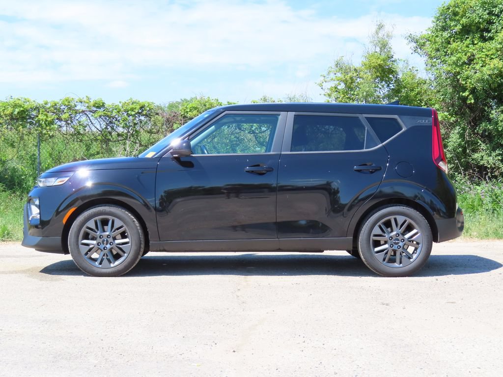 Used 2022 Kia Soul EX FWD image 22