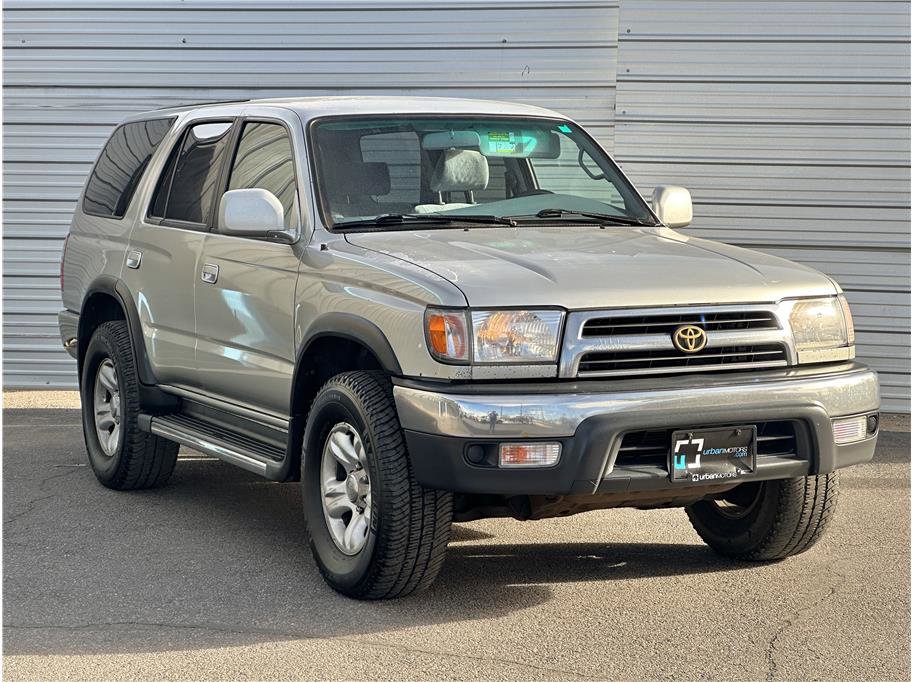 Used 2000 Toyota 4Runner SR5 image 8