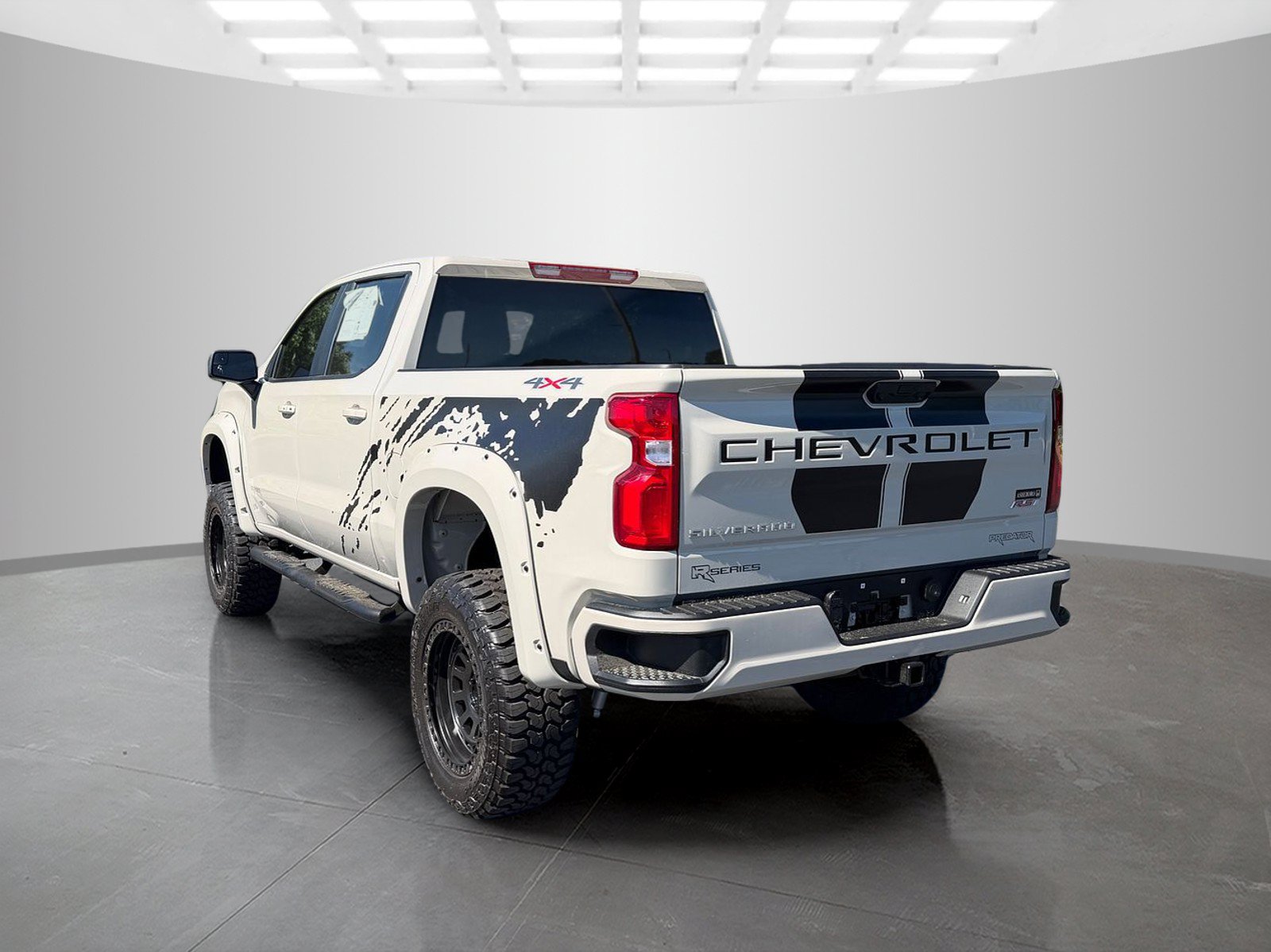 Used 2026 Chevrolet Silverado 1500 RST AWD/4WD image 4