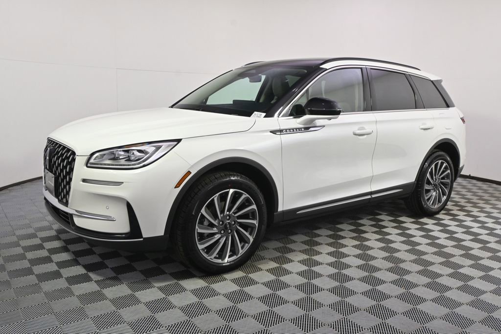 New 2026 Lincoln Corsair Reserve image 2
