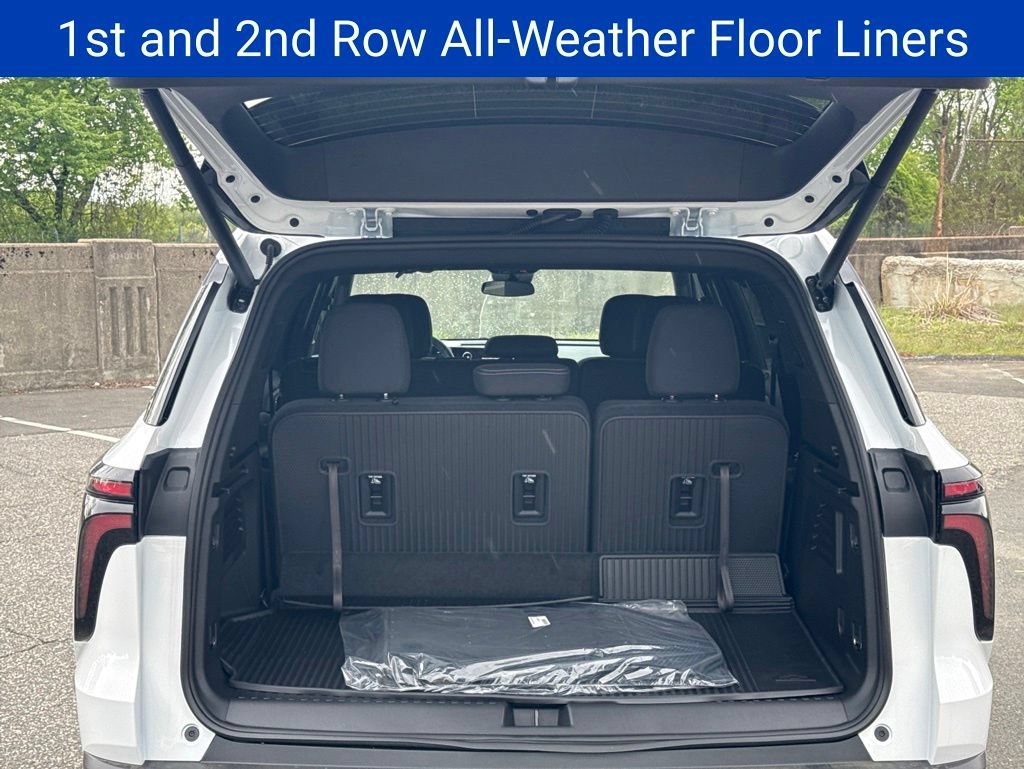 New 2026 Chevrolet Traverse LT w/ LPO, Floor Liner Package AWD/4WD image 10
