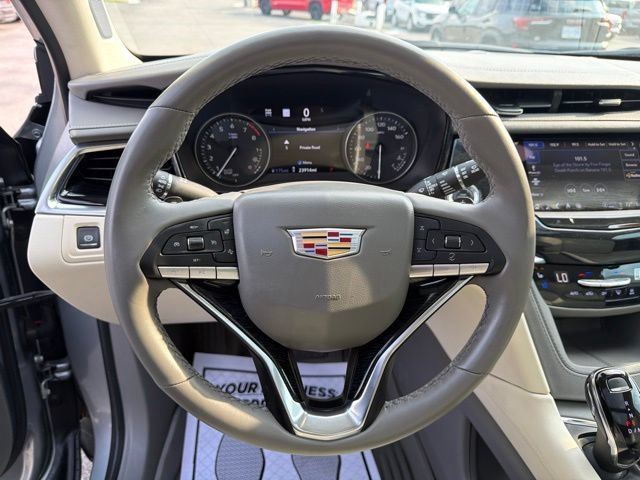 Certified 2025 Cadillac XT6 Premium Luxury w/ Technology Package AWD/4WD image 15