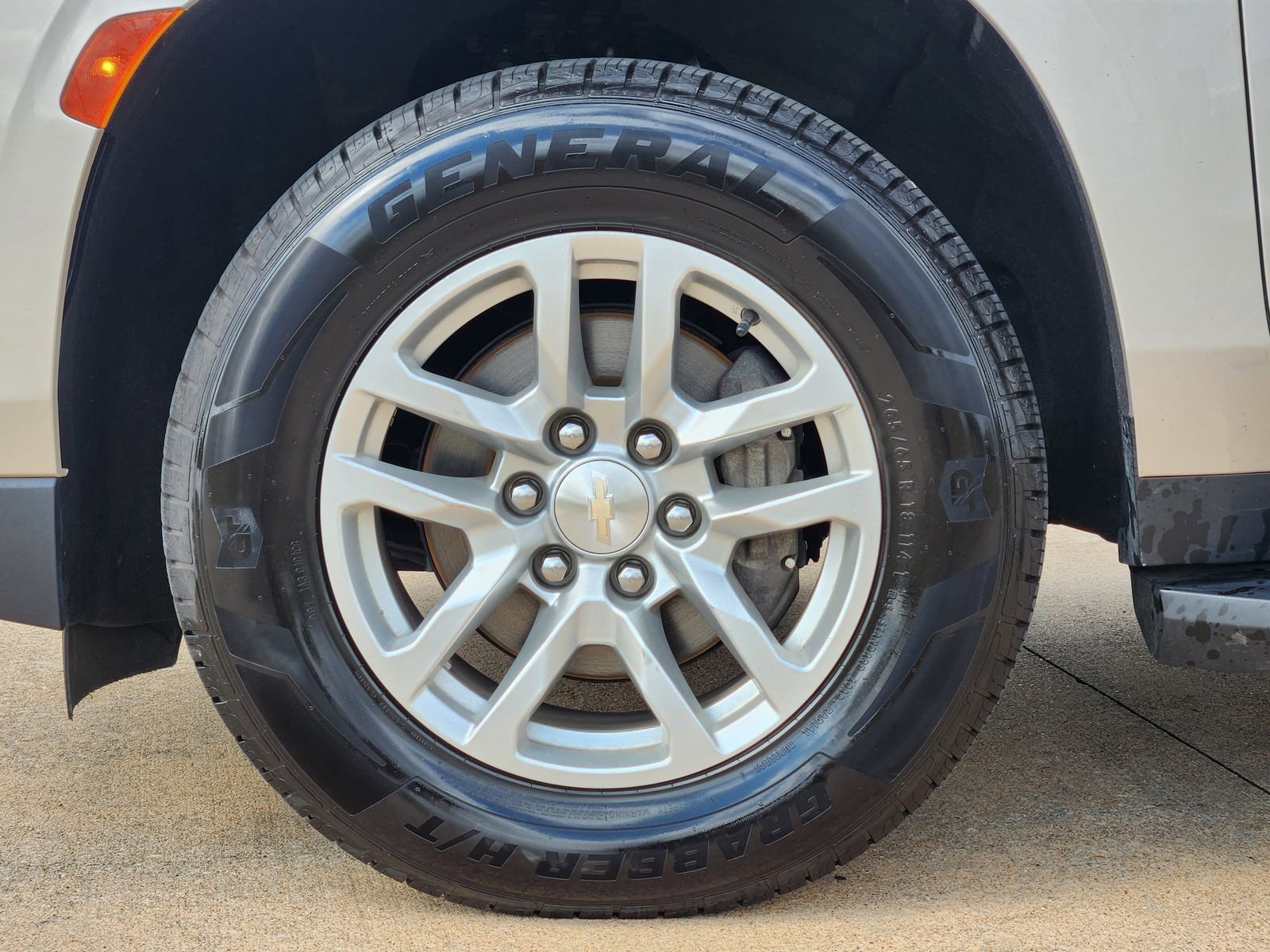 Used 2023 Chevrolet Tahoe LT image 14